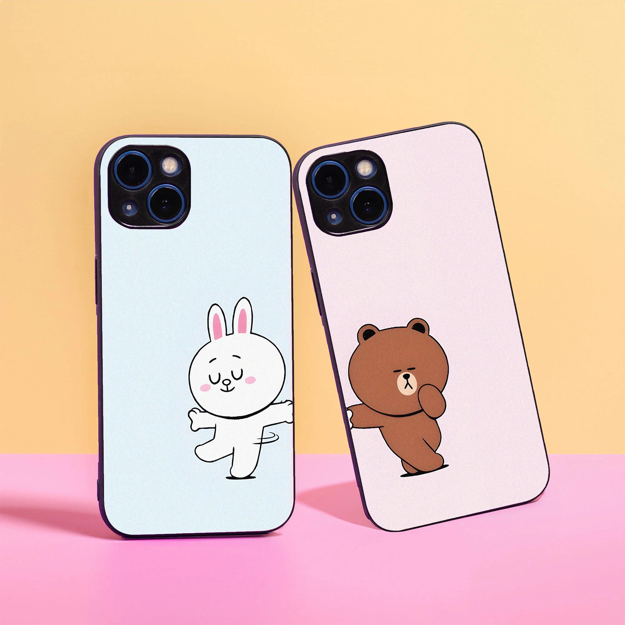 Cute Dancers Couple Case