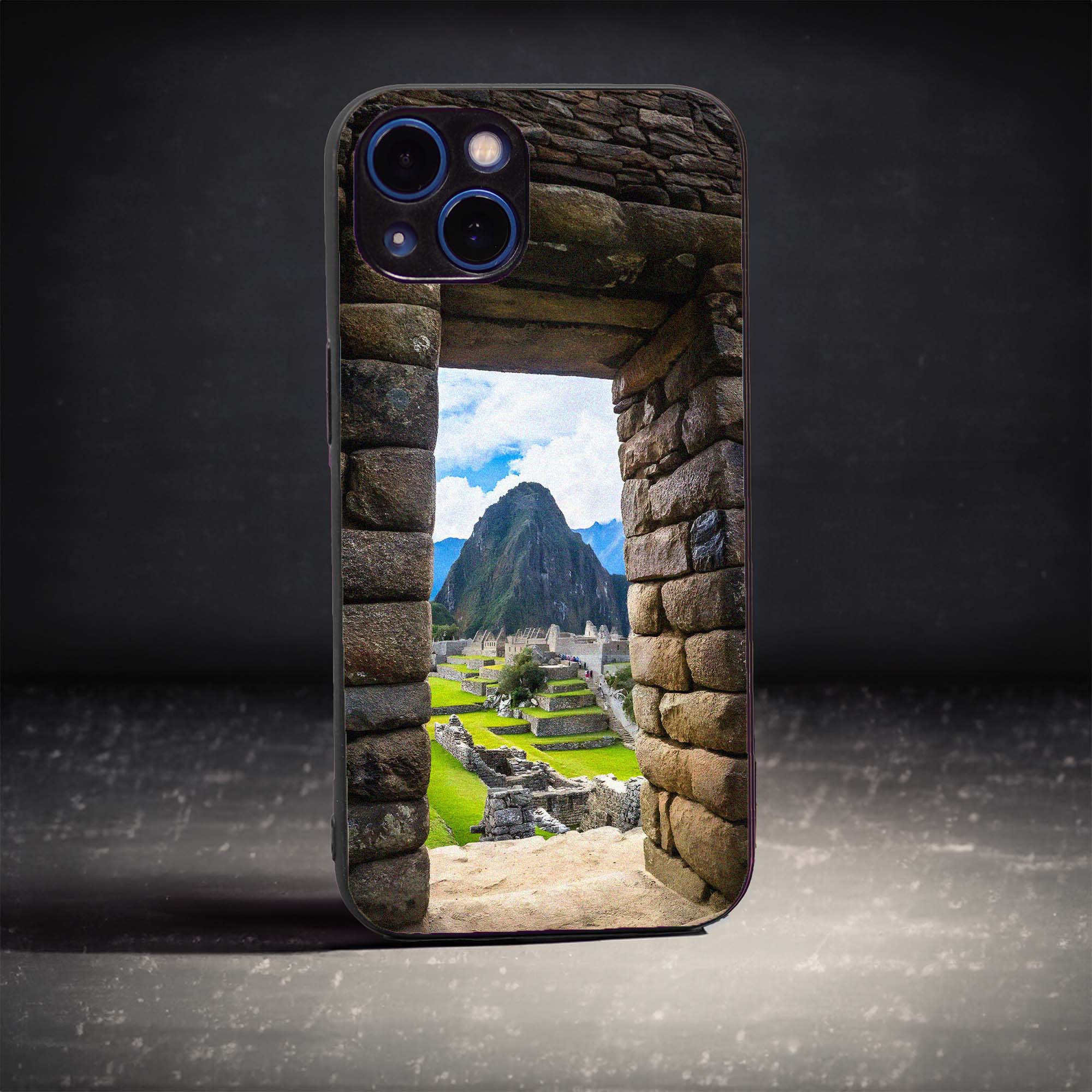 Machu Sleek Hybrid Case